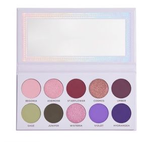 Ace Beautē Violet Sage eyeshadow palette